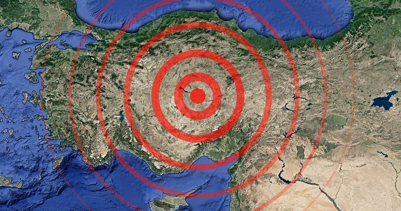 Türkiye de deprem fırtınası! Her yer beşik gibi sallanıyor