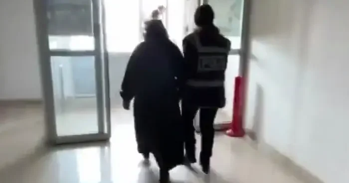 Bingöl’de oto hırsızları yakalandı! Çalınan aracın sahibine teslim edildi duyuruldu