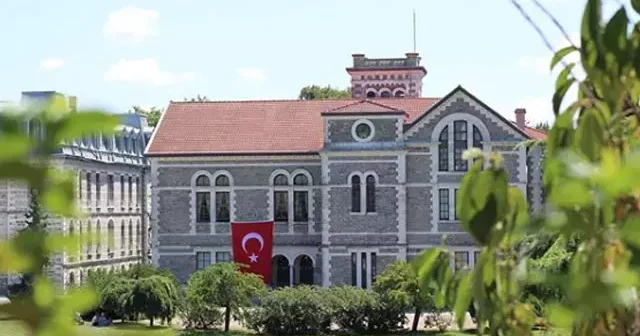 Boğaziçi Üniversitesi ndeki olaylara ilişkin gözaltına alınan şüphelilerden 4 ü tutuklandı