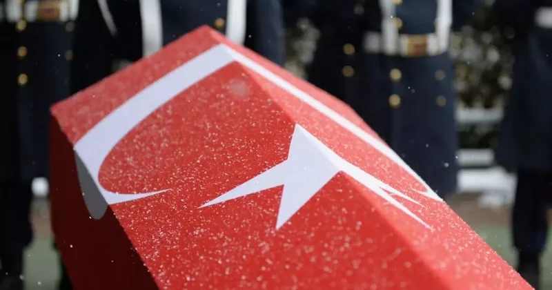 Pençe Kilit bölgesine yıldırım düşmesi sonucu 1 asker şehit oldu