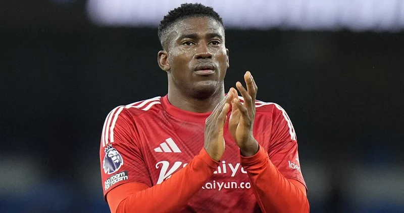 Taiwo Awoniyi yapay komaya alındı Futbol Haberleri