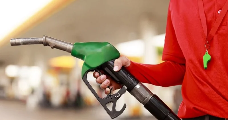 Benzine büyük zam!