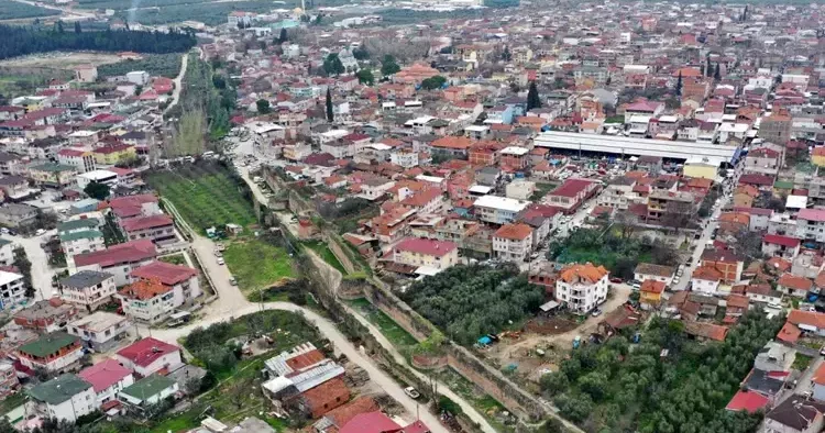 Papa 14 üncü Leo yu bekliyorlar: İlçede büyük heyecan