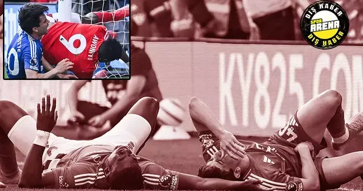 Premier Lig de korkunç sakatlık: Direğe çarptı bağırsakları yırtıldı, yıldız futbolcu komada!