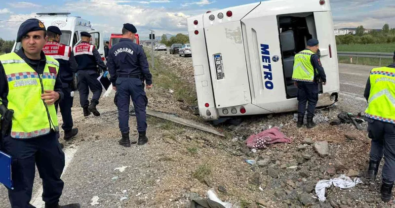 Yağmur yolu felakete çevirdi! 12 yaralı