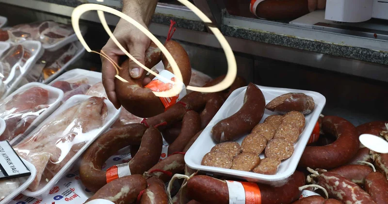 Sucuk, et, baharat ve peynir! Tarım ve Orman Bakanlığı, taklit ve tağşiş yapılan markaları tek tek ifşa etti!