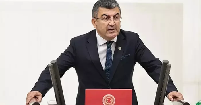 Gelecek Partisi nden AK Parti’ye bir transfer daha! İstifa etti…