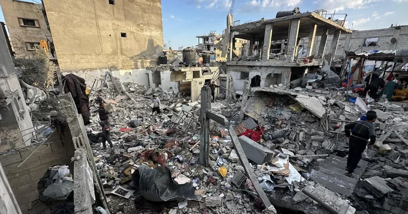 Soykırımcı İsrail durmuyor: 4 Filistinli öldü, çok sayıda yaralı var