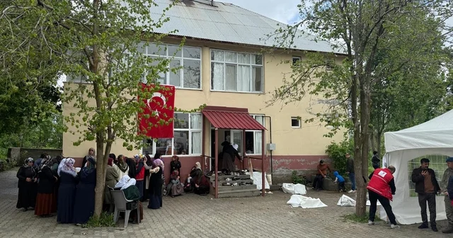 Uzman Çavuş Karadağ ın şehadet haberi, Muş taki ailesine ulaştı Muş Haberleri