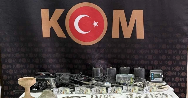 Gaziantep te tarihi eser niteliğinde 3 bin 127 sikke ve 110 tarihi obje ele geçirildi Gaziantep Haberleri