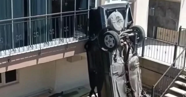 Kadın aday sürücü apartmanın bahçesine uçtu Gündem Haberleri