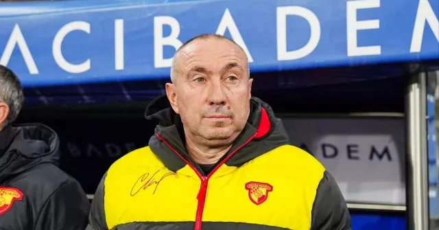 Göztepe Teknik Direktörü Stoilov kulübün 100. yılını kutladı Futbol Haberleri