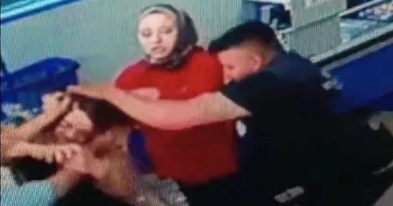 Eskişehir haberleri: Kadının kafasını yere vurdu! Kasa sırasında dehşet SON DAKİKA HABERİ Son dakika haberleri