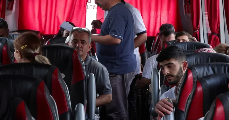Türkiye de kalan İranlılar otobüslerle ülkelerine dönüyor Sözcü Gazetesi