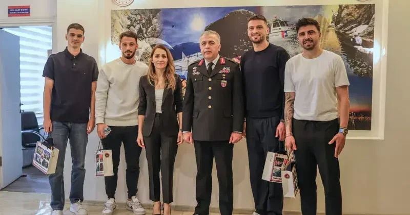 Trabzonspor’dan Jandarma Teşkilatı’na anlamlı ziyaret