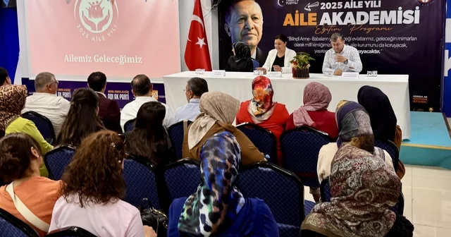 Kırşehir de Aile Akademisi eğitim programı düzenlendi Kırşehir Haberleri