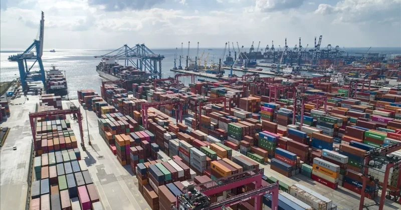 D8 ülkeleriyle 5 yılda toplam 126,6 milyar dolarlık ticaret yapıldı