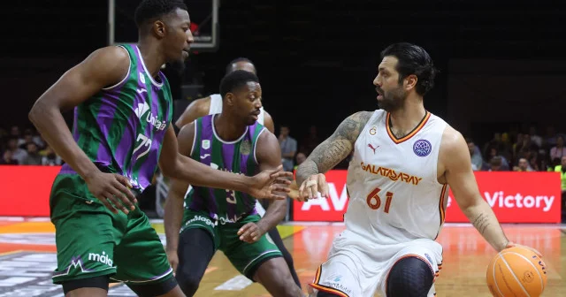 Galatasaray dan Göksenin Köksal a duygusal veda Basketbol Haberleri
