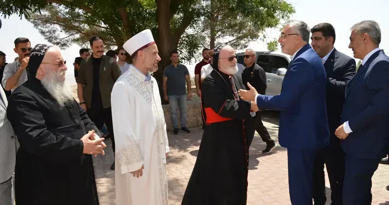 Bakan Işıkhan, Mardin’de