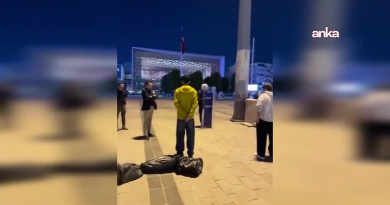 Taksim Meydanı nda durdukları için gözaltına alınanlara dava açıldı