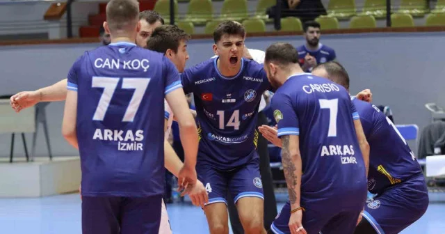 Arkas Spor da 5 oyuncuyla yollar ayrıldı Voleybol Haberleri