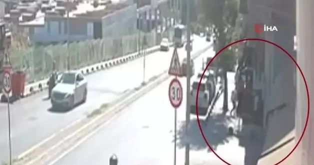 Yemek molasındaki polisler faciayı önledi!