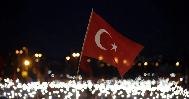 15 Temmuz 2025 resmî tatil mi? 14 Temmuz yarım gün mü? Kamu ve özel sektör için son durum Son Dakika Haberleri