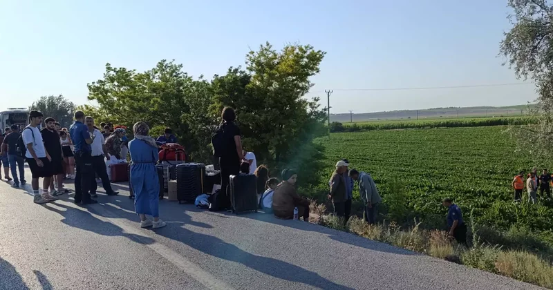 Yolcu otobüsü kaza yaptı: 3 ü çocuk 7 yaralı!