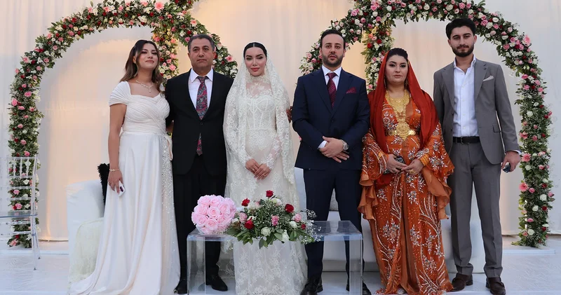 Vanlı iş adamından takısız düğün