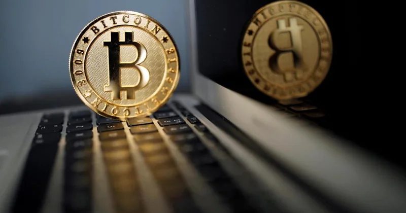 Bitcoin in fiyatı rekor serisine devam ederek, 122 bin doların üzerine çıktı