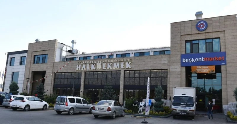 Hamurdan böcek çıktı iddiasına yanıt: Ankara Halk ekmek ten açıklama geldi