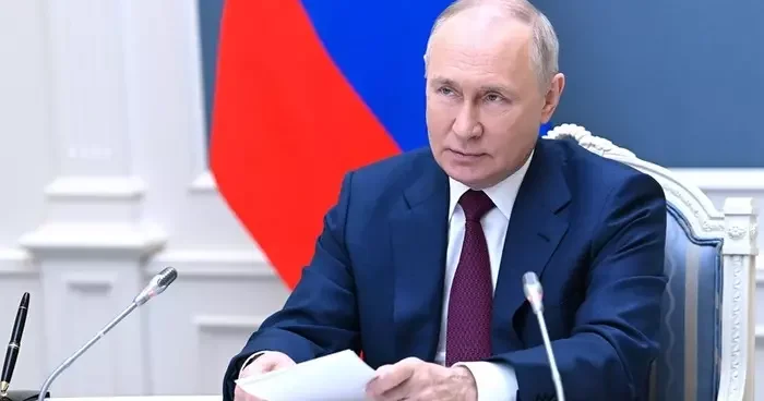 Rusya bu sefer de o ülkeyi işaret etti... Trump tan Putin i sinirlendirecek hamle!