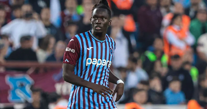 Trabzonsporlu Batista Mendy, Paris FC ye pahalı geldi