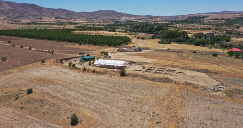 Elazığ da yer altı görüntüleme radarıyla tarlada tespit edildi!