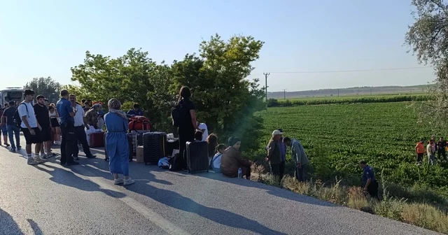 Konya da otobüs şarampole inip ağaçlara çarptı: 3 ü çocuk, 7 yaralı Konya Haberleri