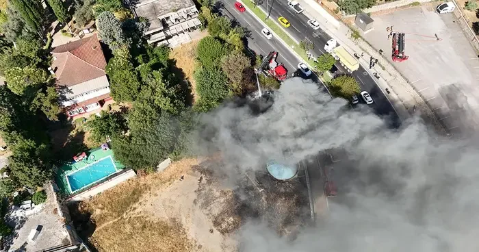 Pendik’te atık su arıtma tesisinde çıkan yangın söndürüldü