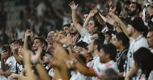 Beşiktaş ta takıma ve başkan Serdal Adalı ya protesto Futbol Haberleri