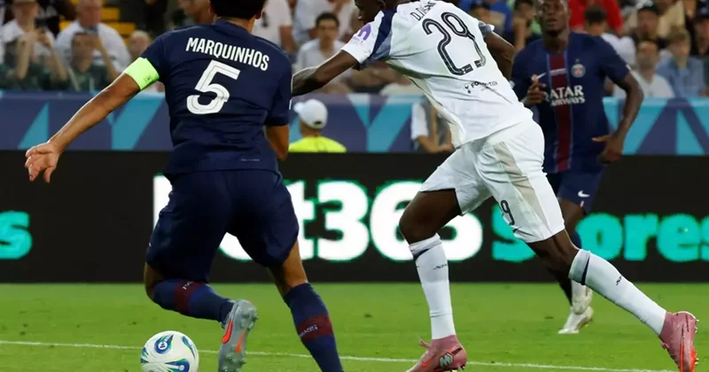 Süper Kupa nın sahibi Paris Saint Germain