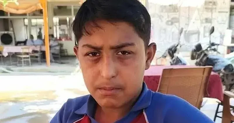 Kavgada yumruklanıp, başına sandalyeyle vurulan çocuk öldü