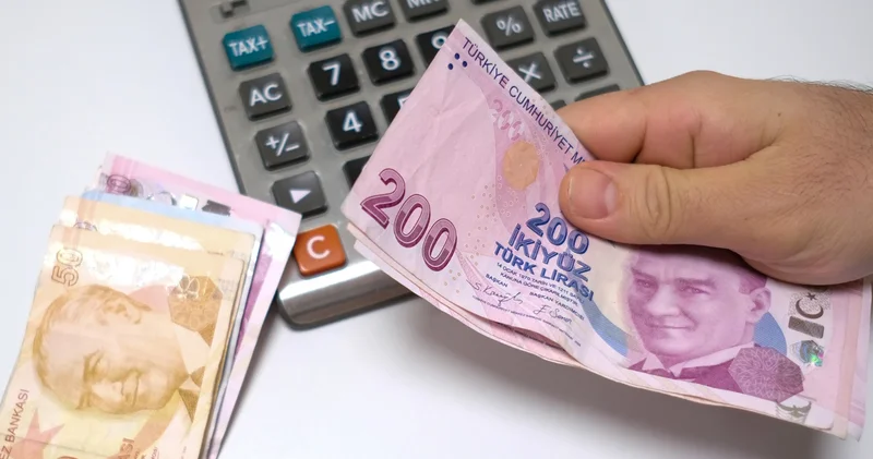 Emekliye üçlü maaş imkanı: Nasıl alınır, kimler faydalanabilir?