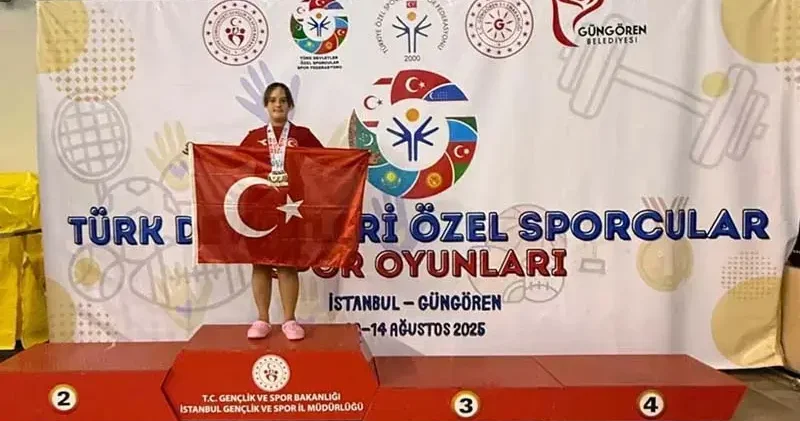 Muğlalı özel sporcu Elif ten 3 madalya