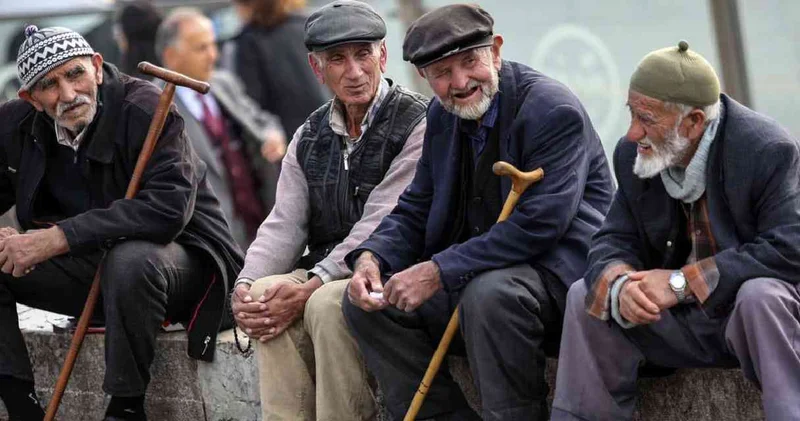 Bugün resmen başladı: Bu kart emekliye indirim sağlıyor