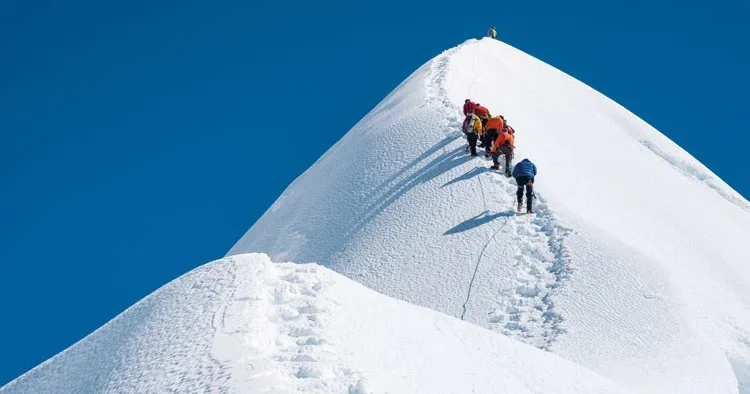 Everest’e zam geldi