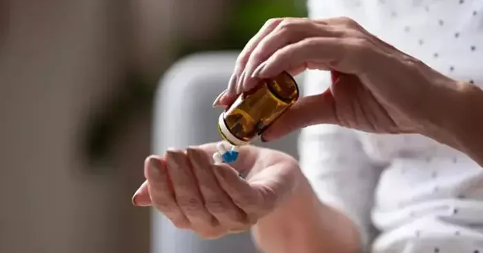 Yanlış kullanımı ölümcül ciddi etkilere yol açıyor! Antibiyotik kullanırken dikkat: “Arkadaşıma iyi geldi, bana da iyi gelir” demeyin!