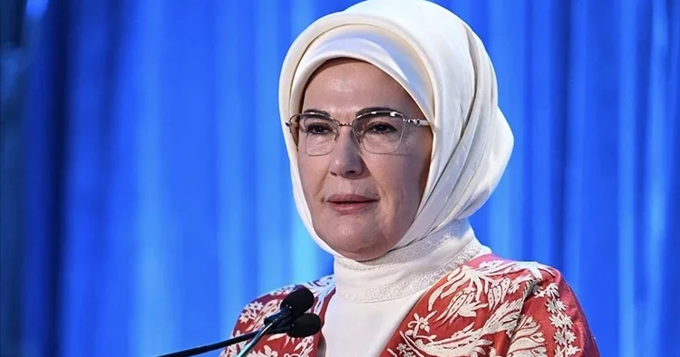 Emine Erdoğan dan AK Parti nin 24. kuruluş yıl dönümü paylaşımı