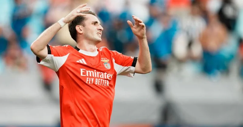Fenerbahçe de Kerem Aktürkoğlu şoku! Benfica anlaşmayı iptal etti Futbol Haberleri