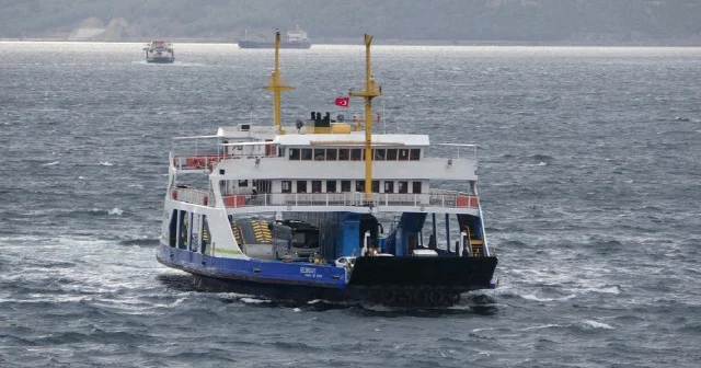 Güney Marmara da feribot seferlerine fırtına engeli Hayat Haberleri