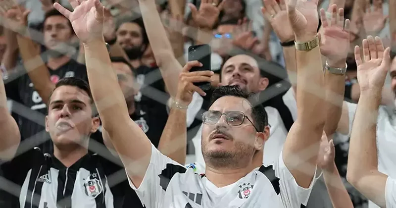 Beşiktaş taraftarından Solskjaer e ve futbolculara büyük tepki! Serdal Adalı hoca alsana Fanatik Gazetesi Beşiktaş (BJK) Haberleri Spor