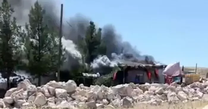 Kurtalan’da köy evinde yangın çıktı