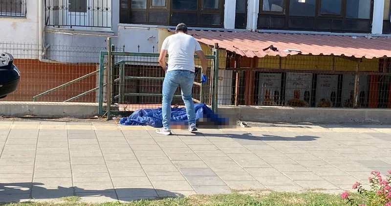 Sahildeki yürüyüş yolunda ceset bulundu
